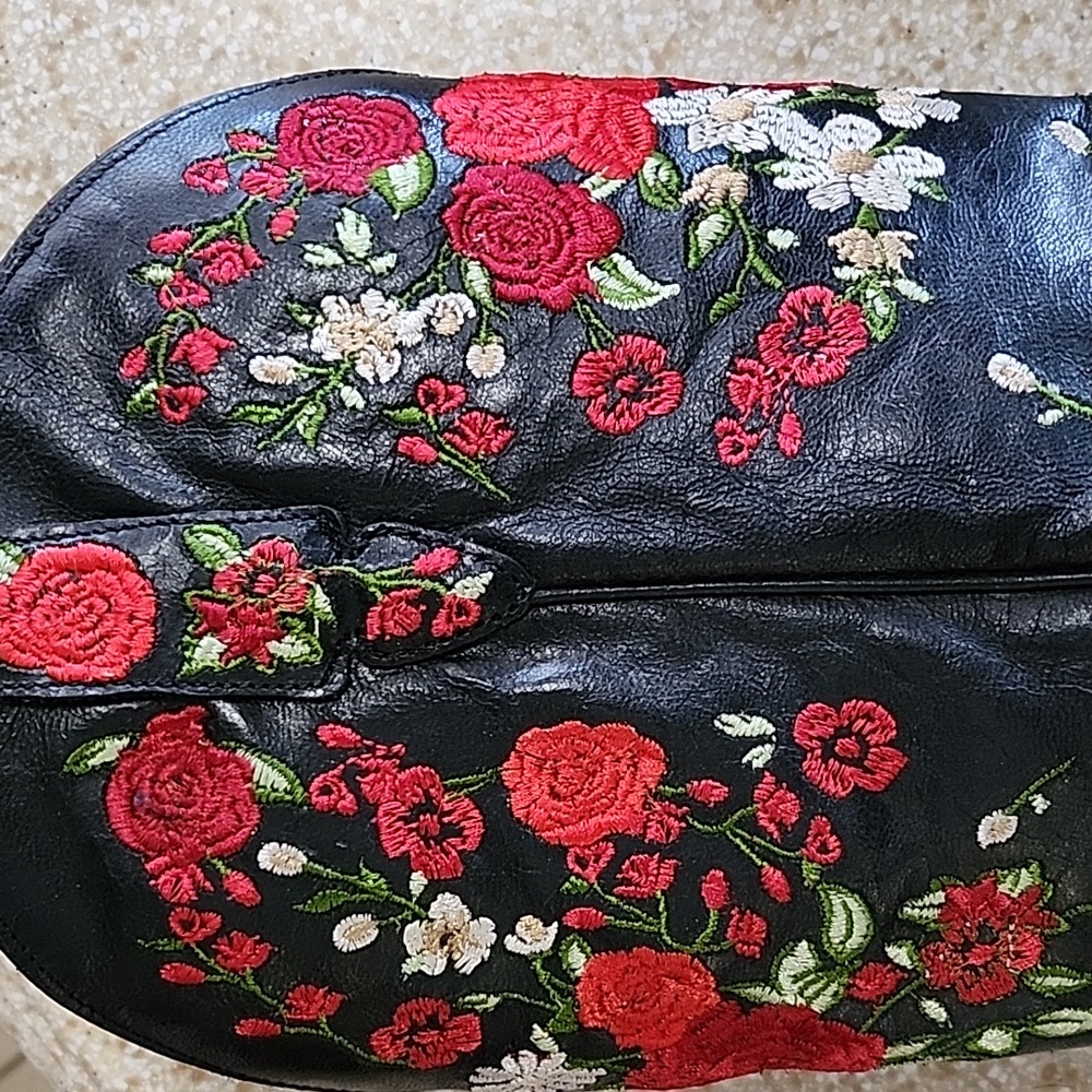 Lane !!Gorgeous!! Red Rose Western Boots, Size 9B - Picture 10 of 14